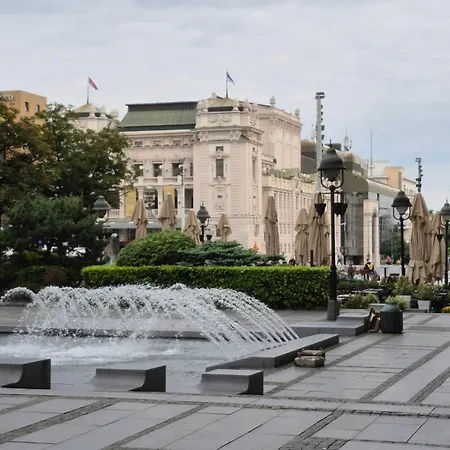 Daire Jenny's Centar